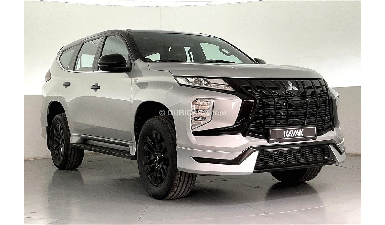 Mitsubishi Montero Signature