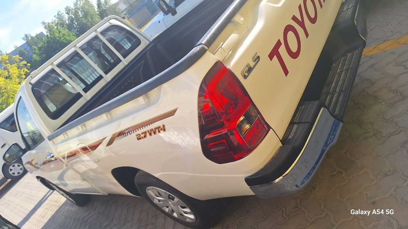 تويوتا هيلوكس TOYOTA HILUX 2.7L MT SINGLE CAB 4*2