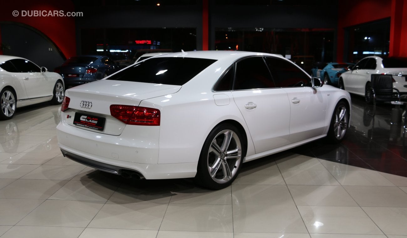 Audi S8