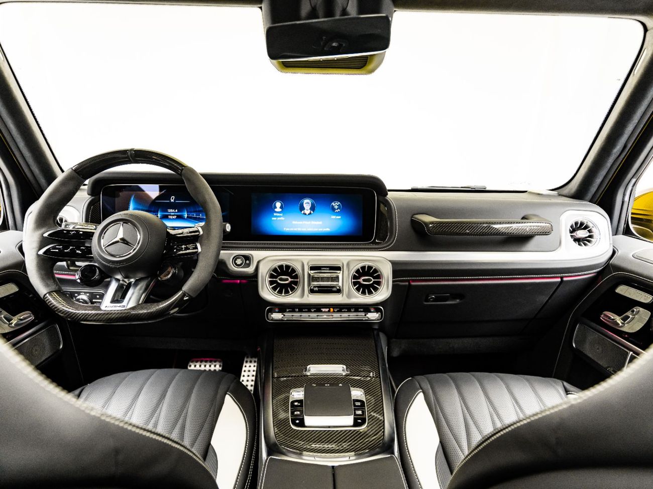 Mercedes-Benz G 63 AMG 4MATIC SUV 2025 Mercedes G63, September 2029 Mercedes Warranty + Service Contract, Low KMs, GCC