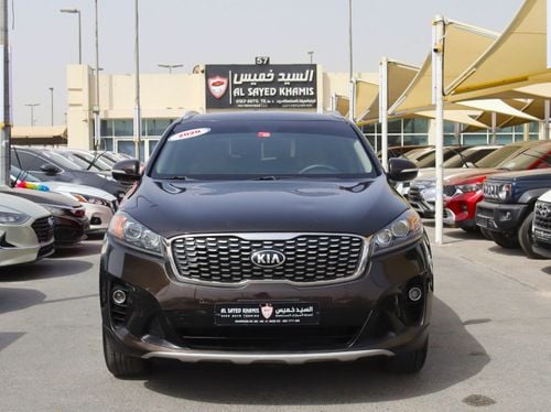 Kia Sorento Base 2.4L AWD Kia Sorento 2020 -GCC - Accident-free -120,000 km - 2.4L -7 seats -In Excellent condit