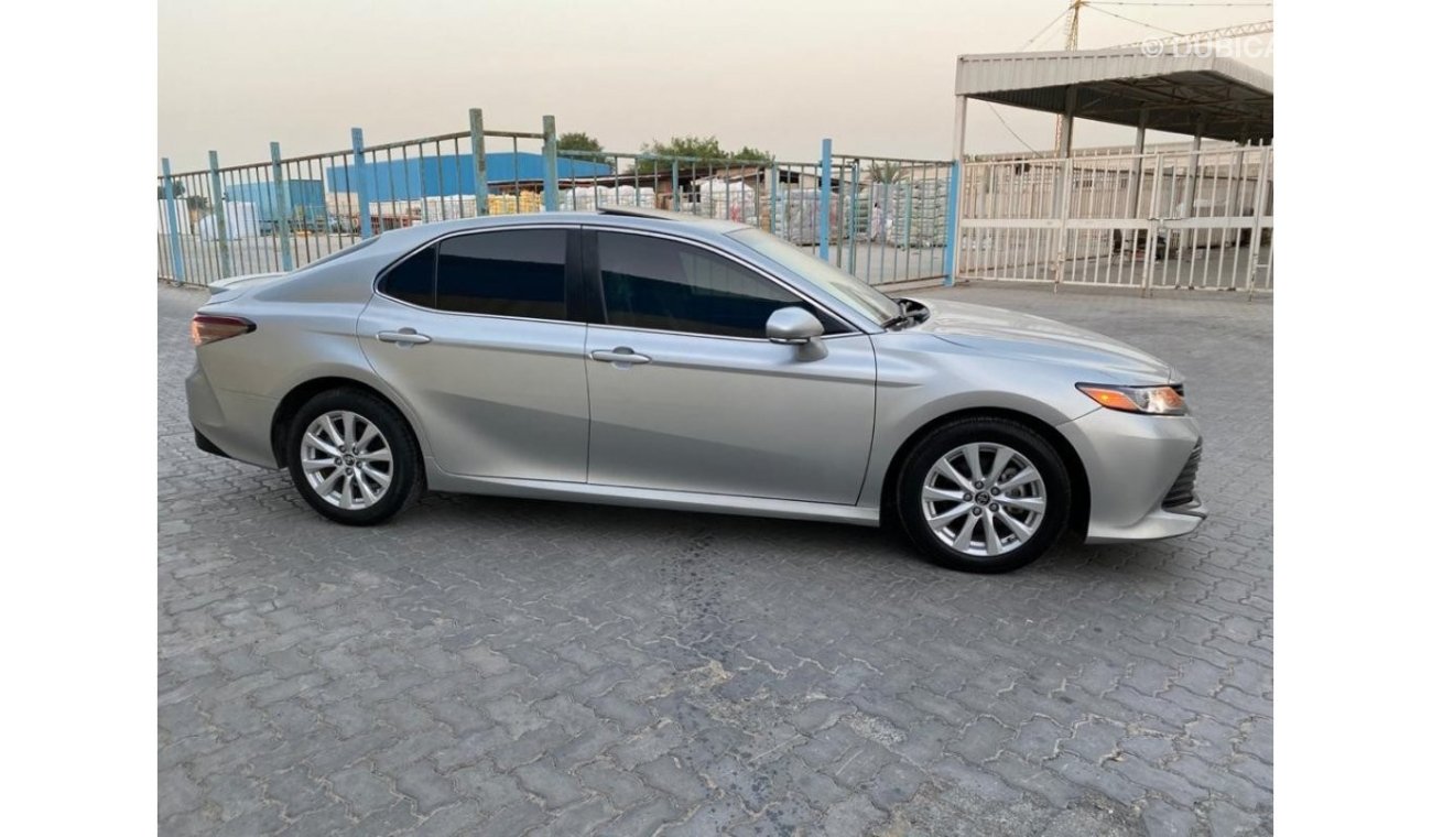 Toyota Camry LE AND ECO MID OPTION 2.5L V4 2018 AMERICAN SPECIFICATION