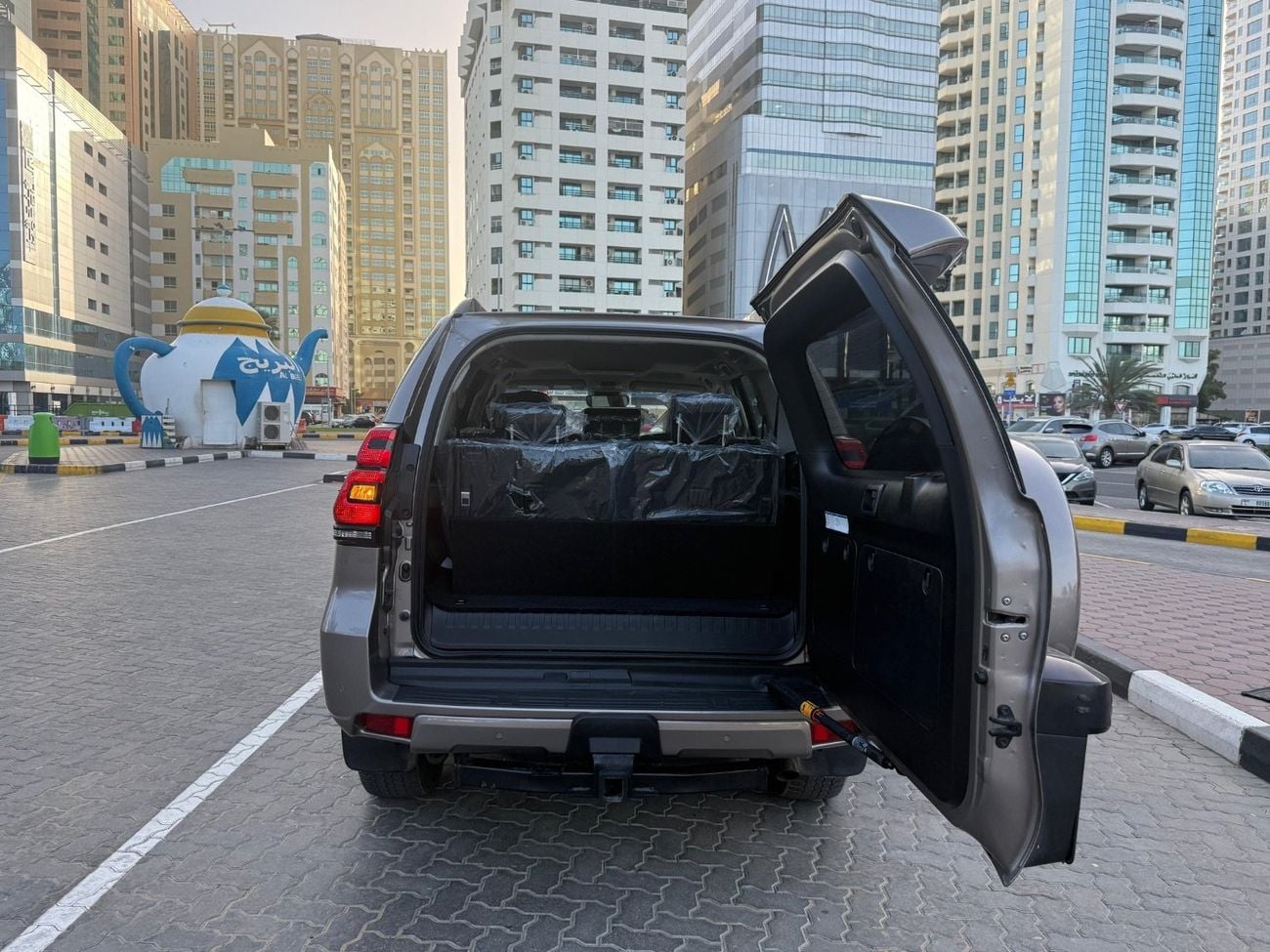 تويوتا برادو VX Full Option Right Hand Drive