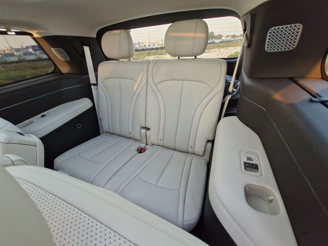 BYD E3 2025 BYD DENZA N9 e3 FLAGSHIP 2.0T Plug-in Hybrid BRAND NEW 0KM