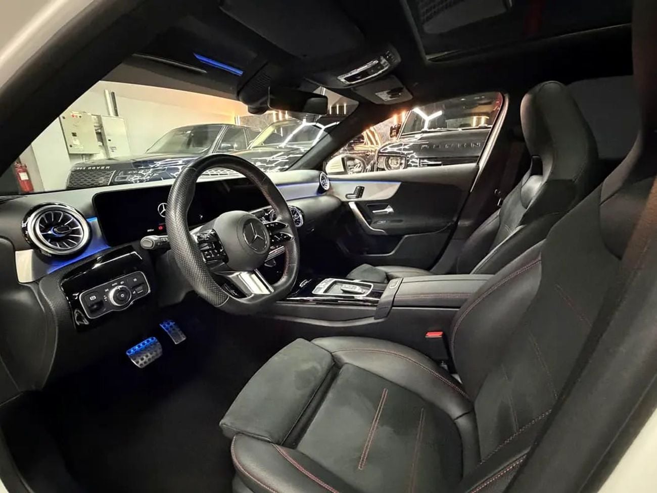 مرسيدس بنز A 200 Premium + 2.0L