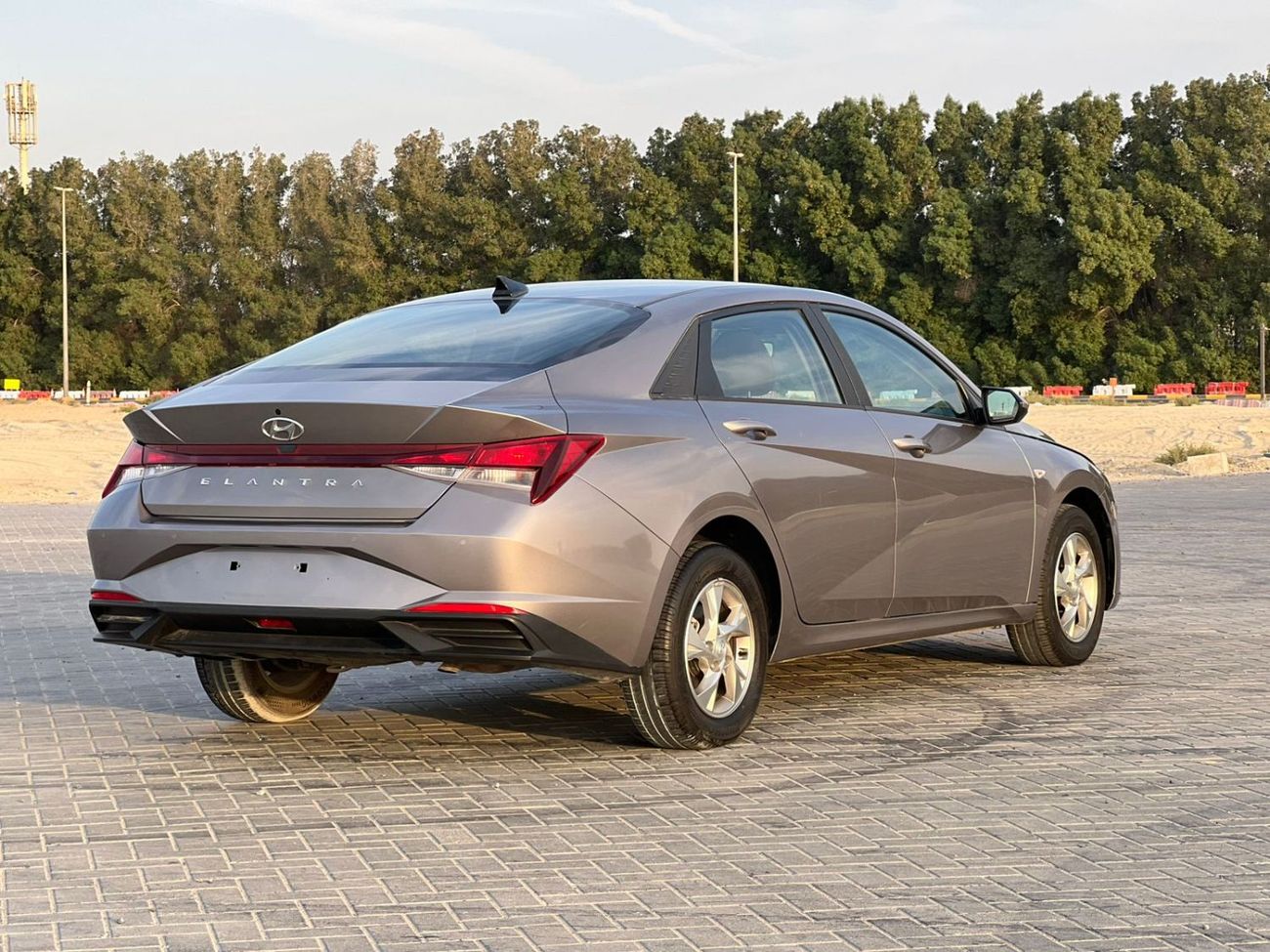 Hyundai Elantra GL 1.6L