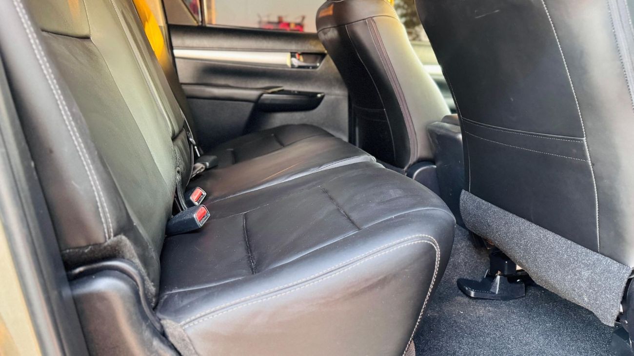 Toyota Hilux OFF-ROAD MODIFIED | 2.8L DIESEL ENGINE | RHD | 2018