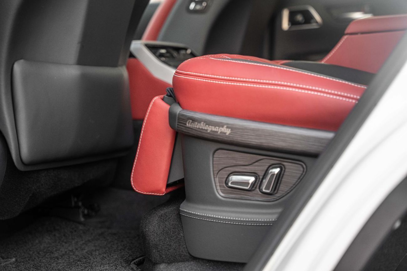 تويوتا لاند كروزر LC300 GR SPORT 3.3L DIESEL FULL OPTION WITH MBS AUTOBIOGRAPHY VIP MASSAGE SEAT AND ROOF STAR LIGHT