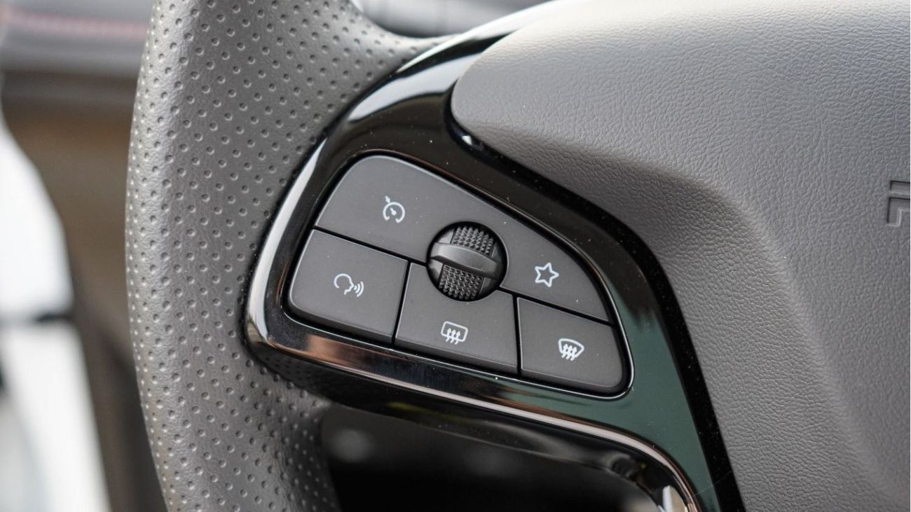 MG 5 Five-year warranty, free insurance 3years service free registration   contact number 0507273386