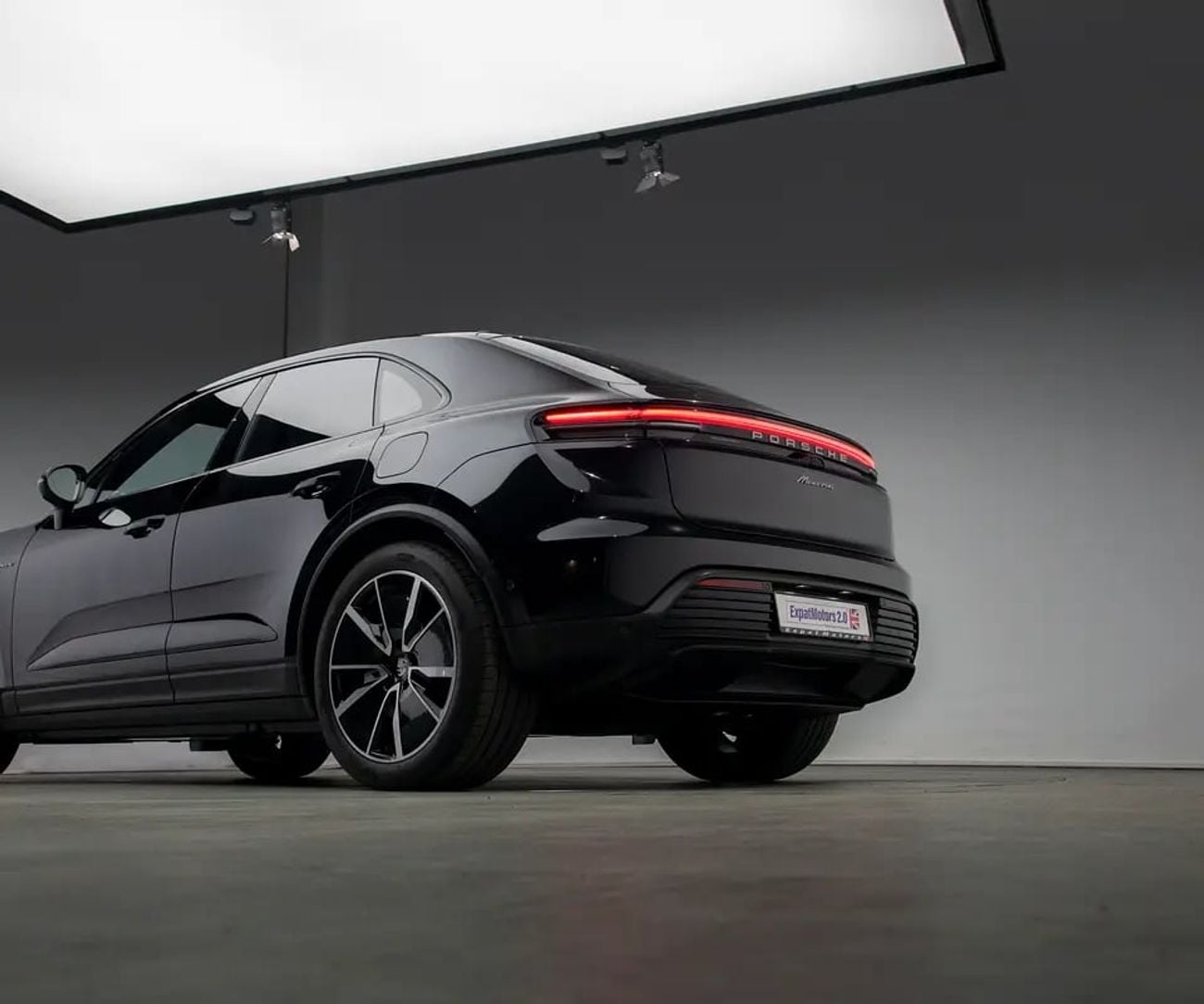 Porsche Macan 4 BEV Unlimited Kms Warranty • Low Mileage • GCC Spec