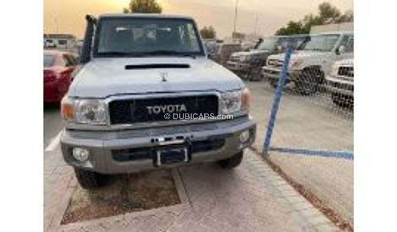 Toyota Land Cruiser Pick Up 70 series Double Cabin 4.5 L 2020 For Export Only