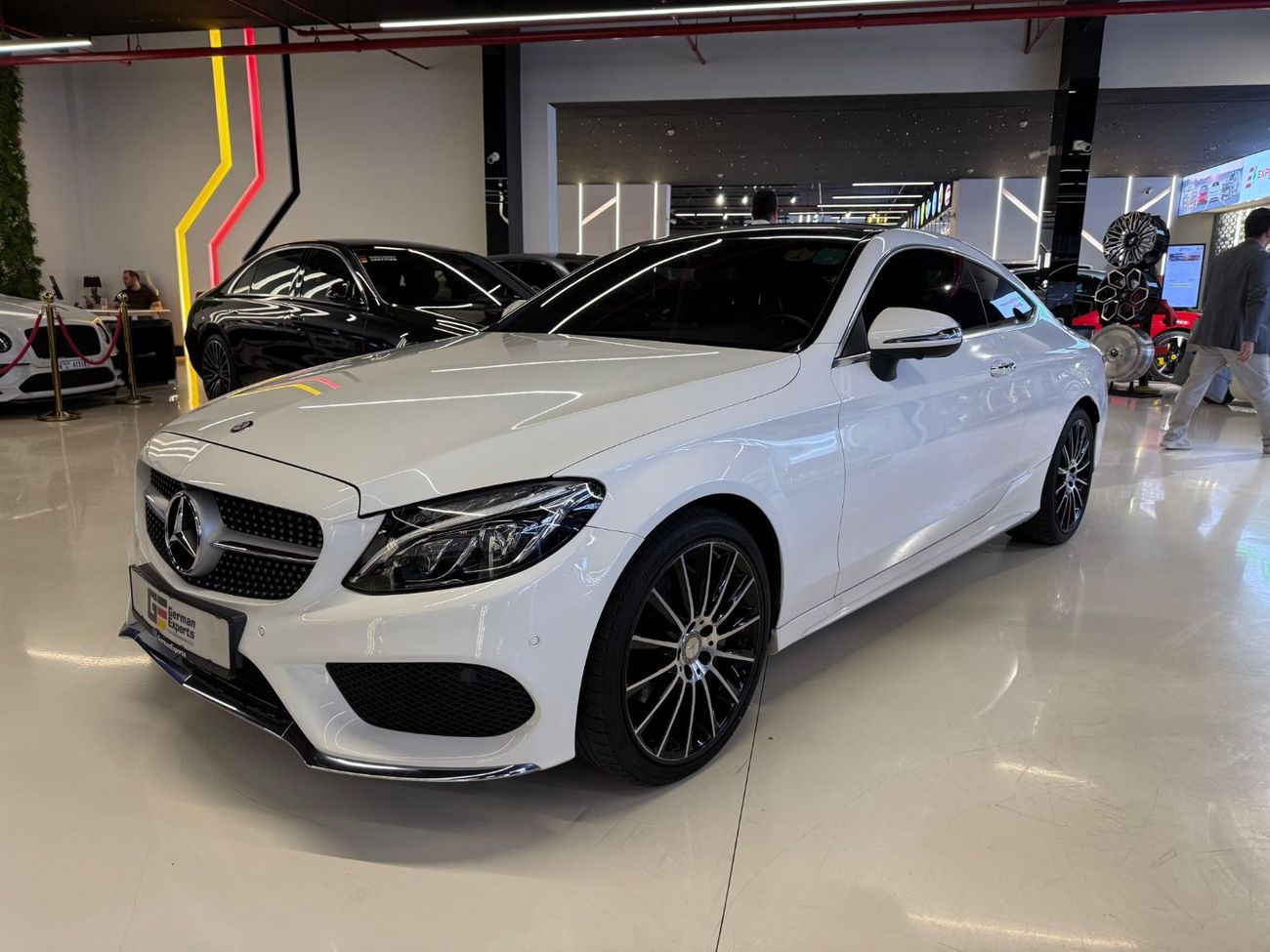 Mercedes-Benz C 200 Coupe 2017 Mercedes-Benz C200 Coupe - GCC - Low Mileage - Good Condition