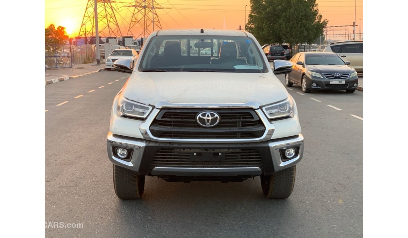 Toyota Hilux SR5 2021 2.7