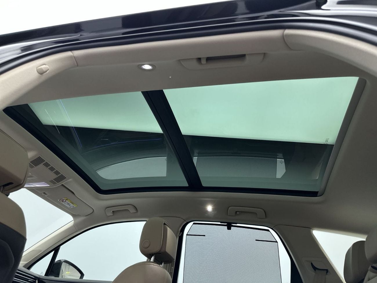 Volkswagen Touareg R-LINE + 3L | Premium Varenna Leather | Massage Seats | Panoramic Sunroof & Advanced Driver Assistance