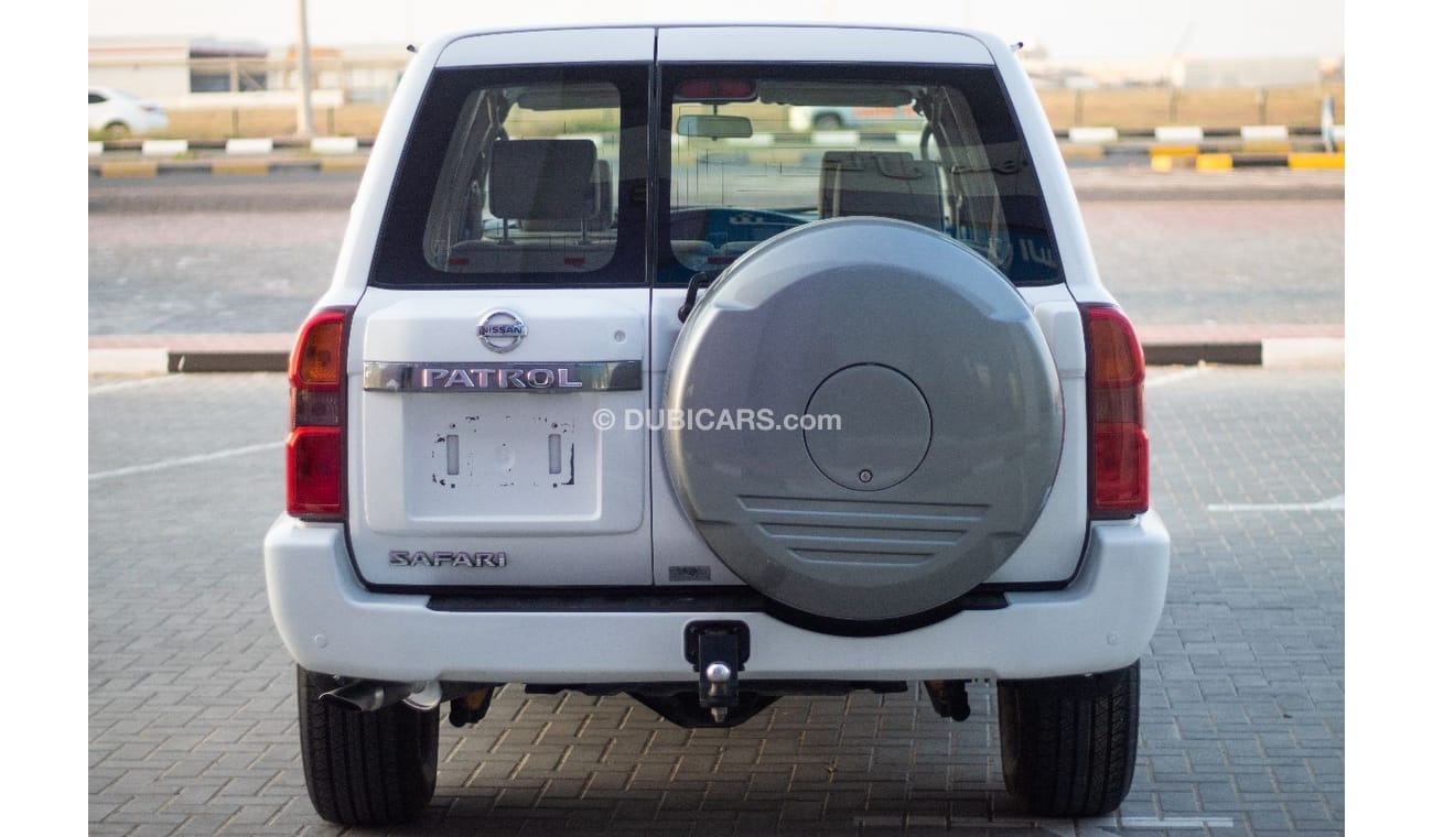Nissan Patrol NISSAN PATROL SAFARI 2008 GCC Price 40000 aed Traveld Distance 228000 km GCC Specefecation Full Opti