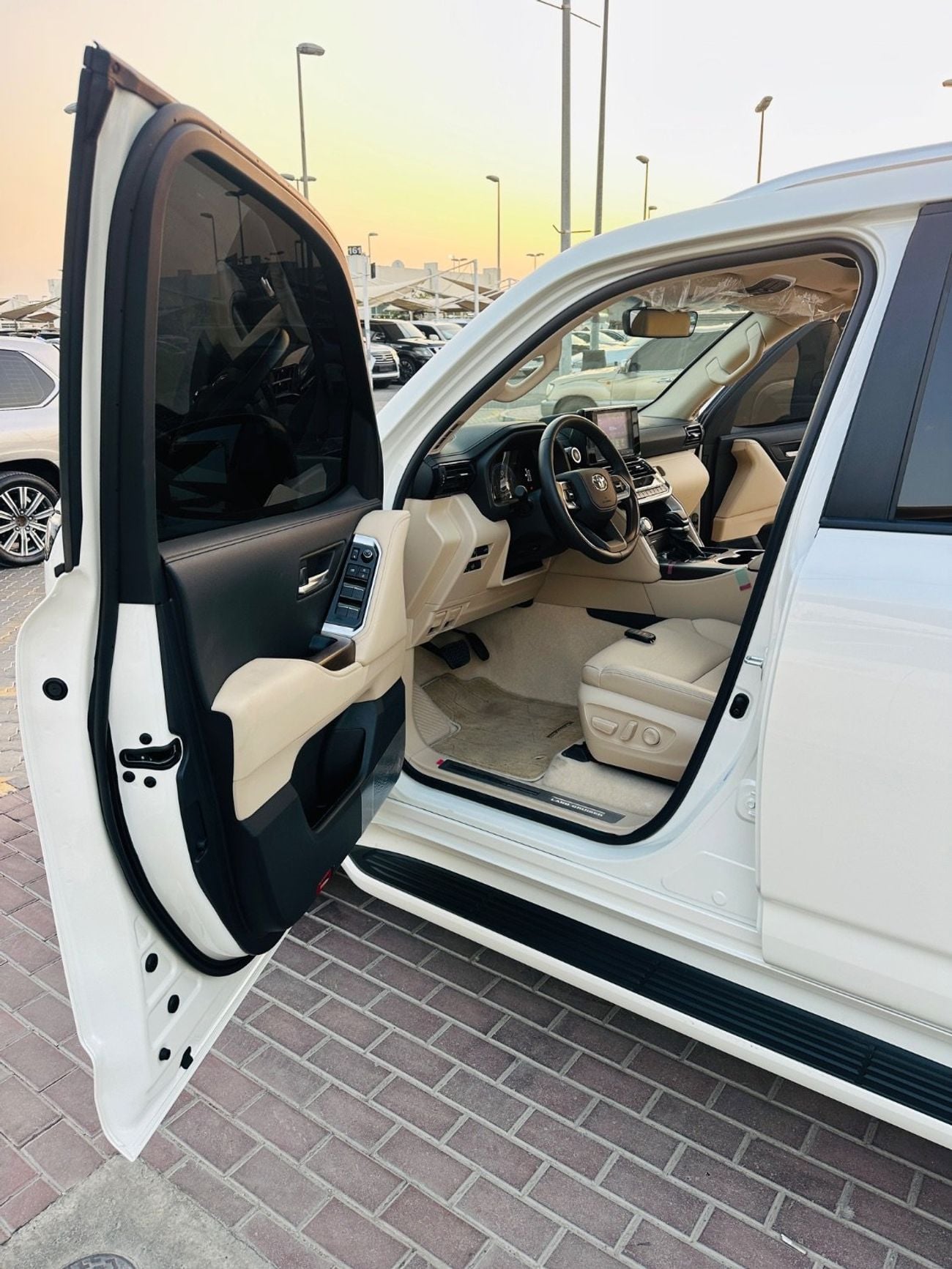 Toyota Land Cruiser GXR