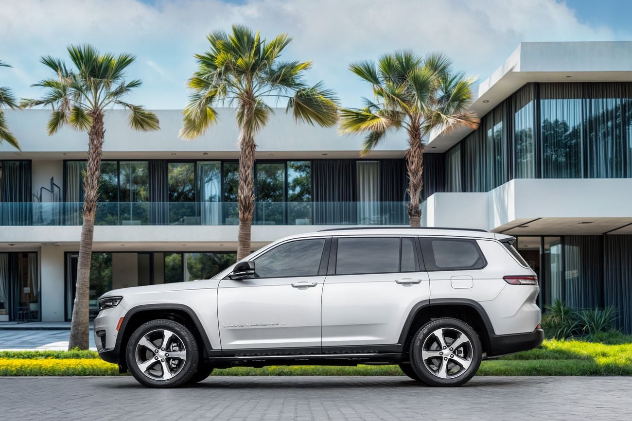 Jeep Grand Cherokee LIMITED PLUS Grand Cherokee L Limited | 3,330 P.M | 0% Downpayment | JEEP WARRANTY