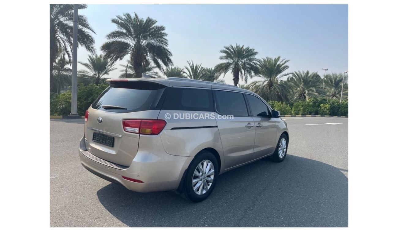 Kia Carnival Kia Carnival   MODEL 2016 Excellent Conditio  (GCC- SPEC)  VERY GOOD CONDITION