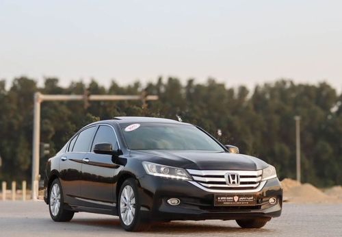 هوندا أكورد EX 2.4L Honda Accord 2015 GCC accident-free in excellent condition