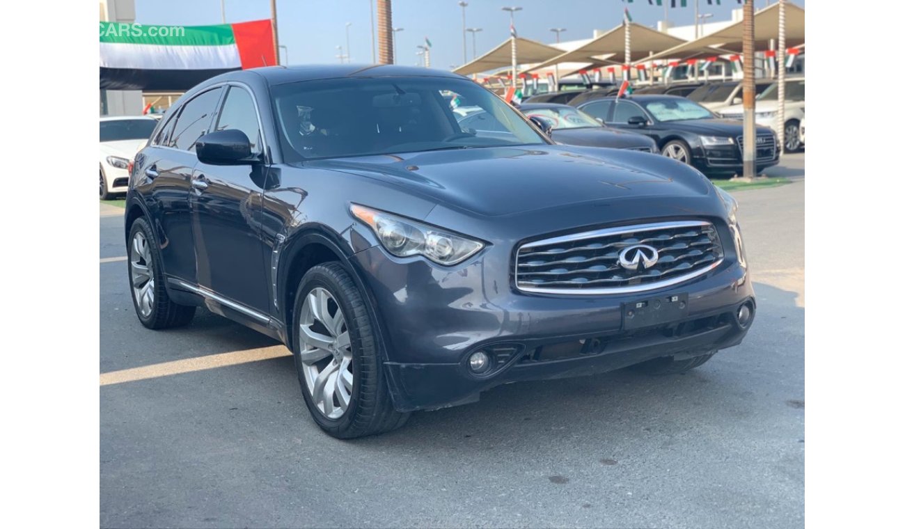 Infiniti FX35