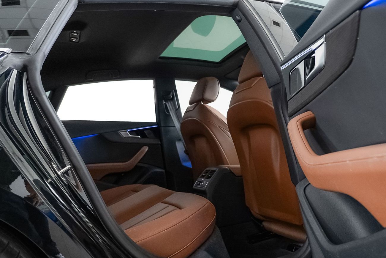 Audi A5 40TSFI Advanced