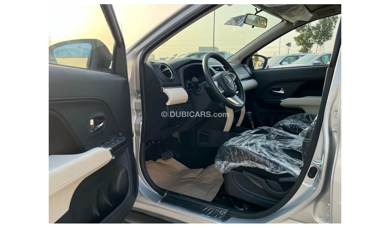 Toyota Rush TOYOTA RUSH 1.5 AT SILVER 2023  * EXPORT ONLY *