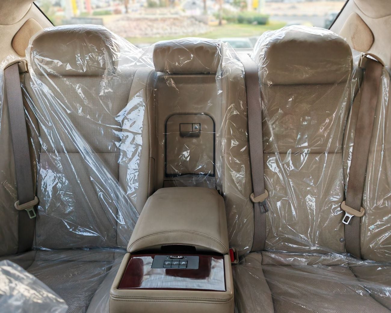 Lexus LS460 LWB 4ST