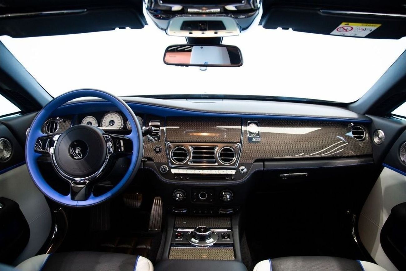 Rolls-Royce Wraith BLACK BADGE