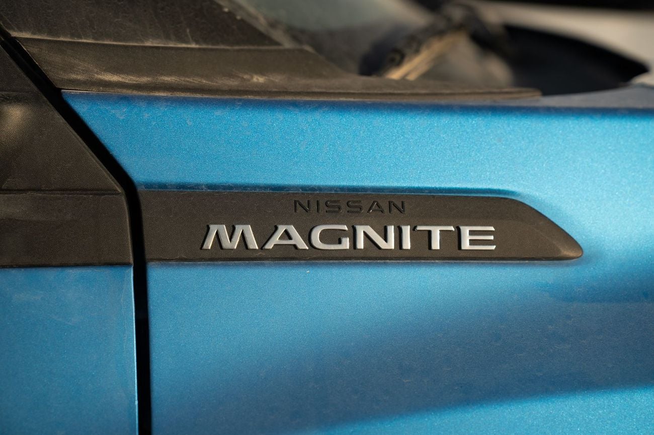 نيسان ماغنيت SL