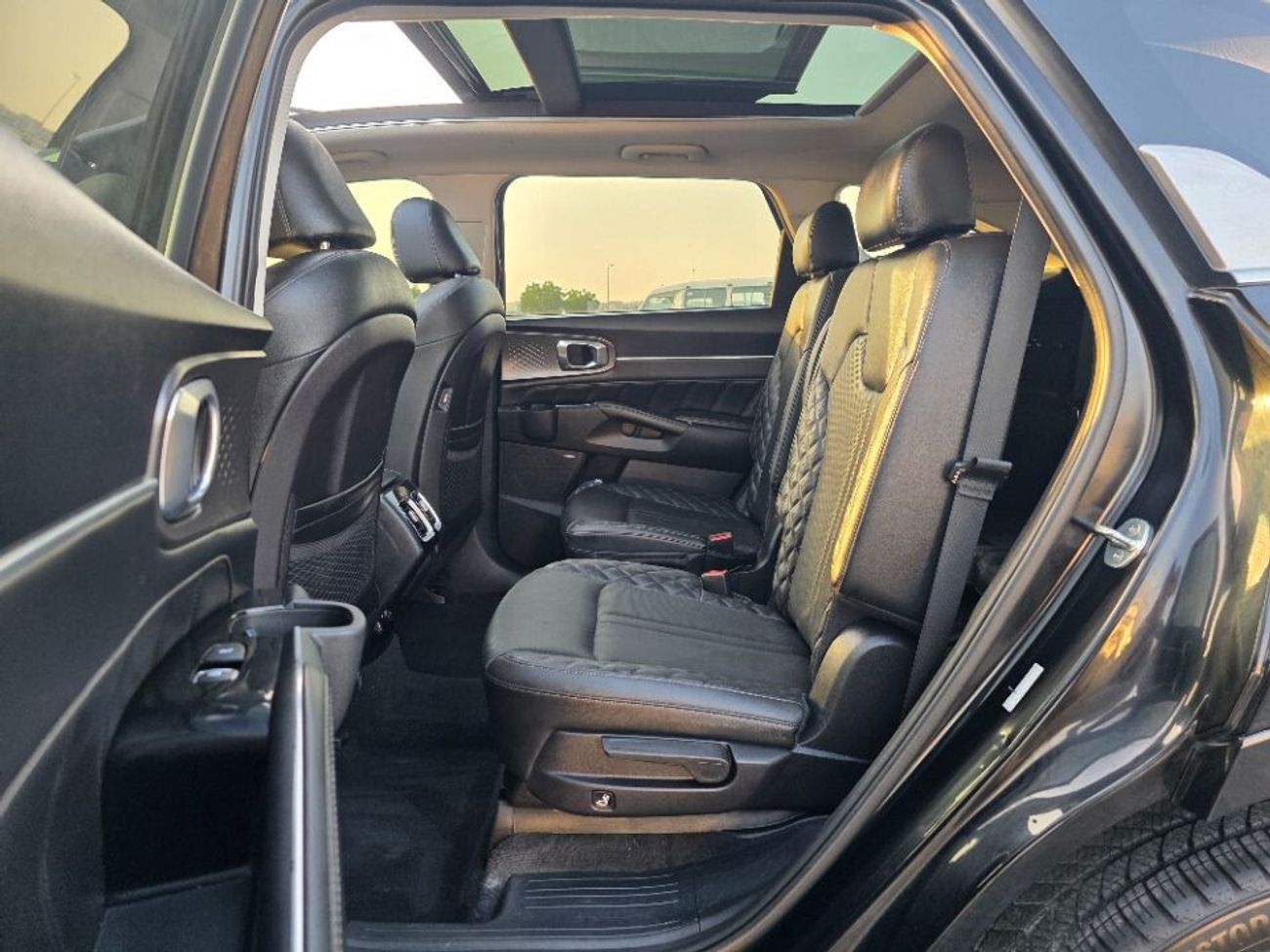 Kia Sorento 2022 Model SX 2.4cc engine Paranomic roof,  360 camera and 7 seater