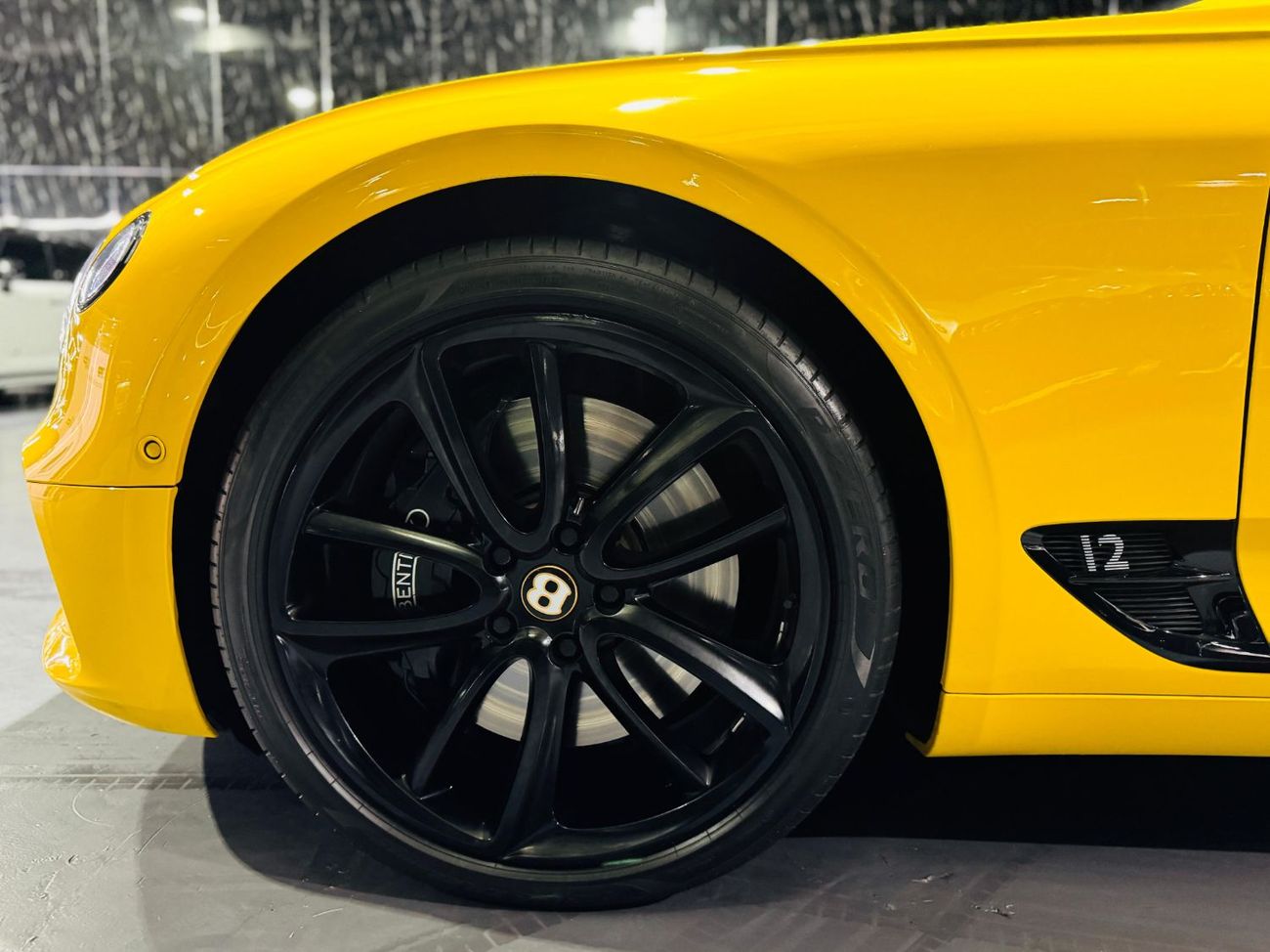 بنتلي كونتيننتال جي تي 6.0L W12 (626 HP) 2020 Bentley Continental GT, Warranty, Fully Loaded, Very Low Kms, Excellent Condi