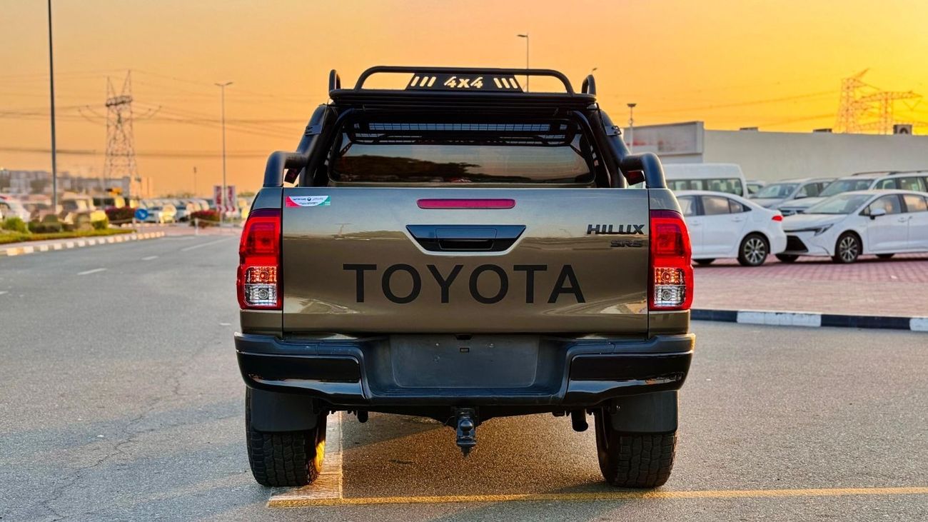 تويوتا هيلوكس -