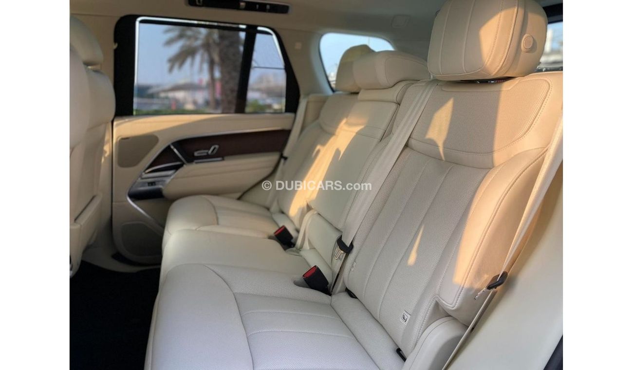 Land Rover Range Rover BLUE COLOR**2023**GCC SPEC UNDER WARRANTY AND SERVICE CONTRACT