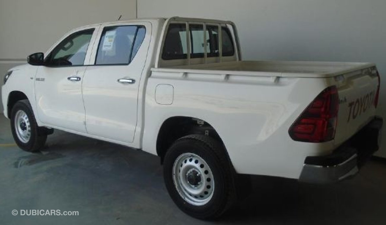 Toyota Hilux 2.4 LTR DIESEL 4X4 M/T