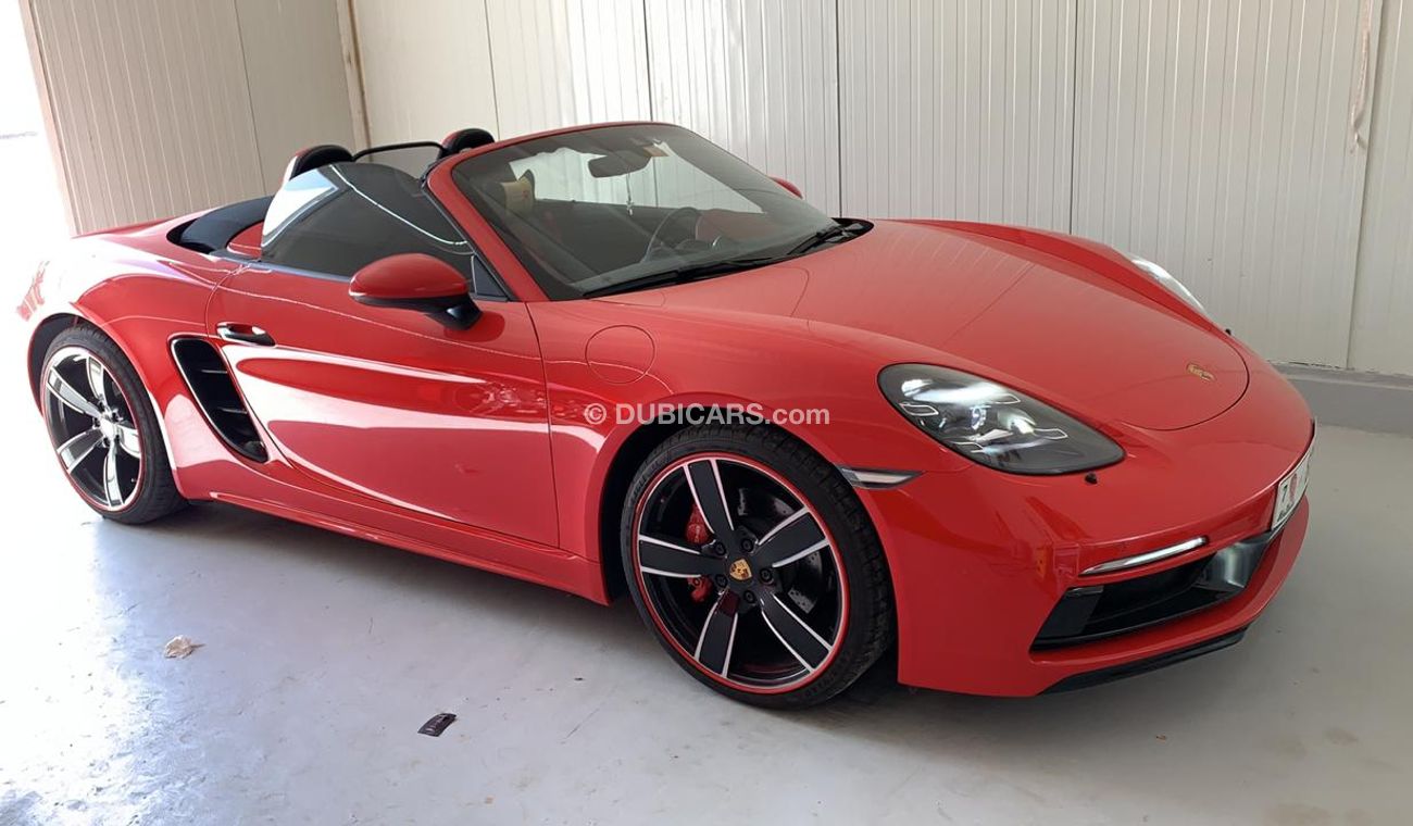 Used Porsche Boxster 2017 for sale in Al Ain 280819