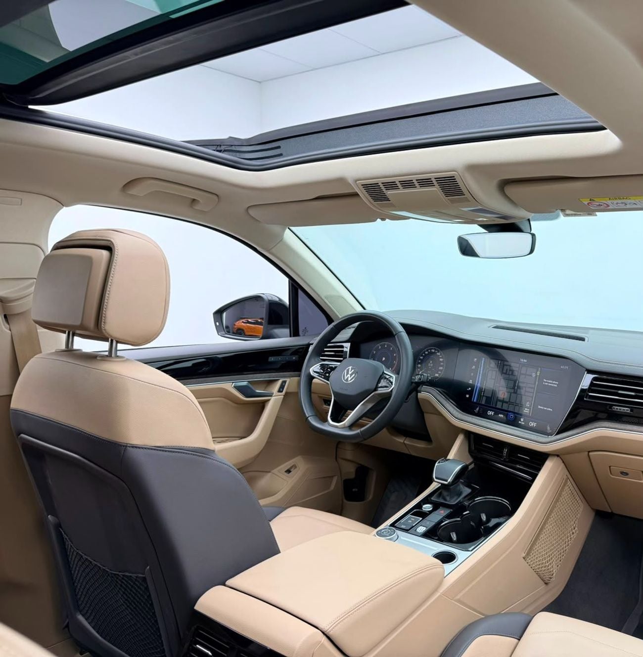 Volkswagen Touareg 2023 Volkswagen Touareg Atmosphere Plus, 2029 VW Warranty + Service Pack, Low Km, Fully Loaded, GCC