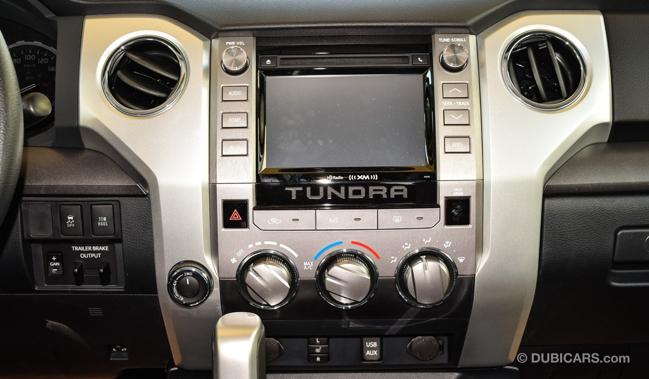 تويوتا تاندرا 5.7L V8 SR5
