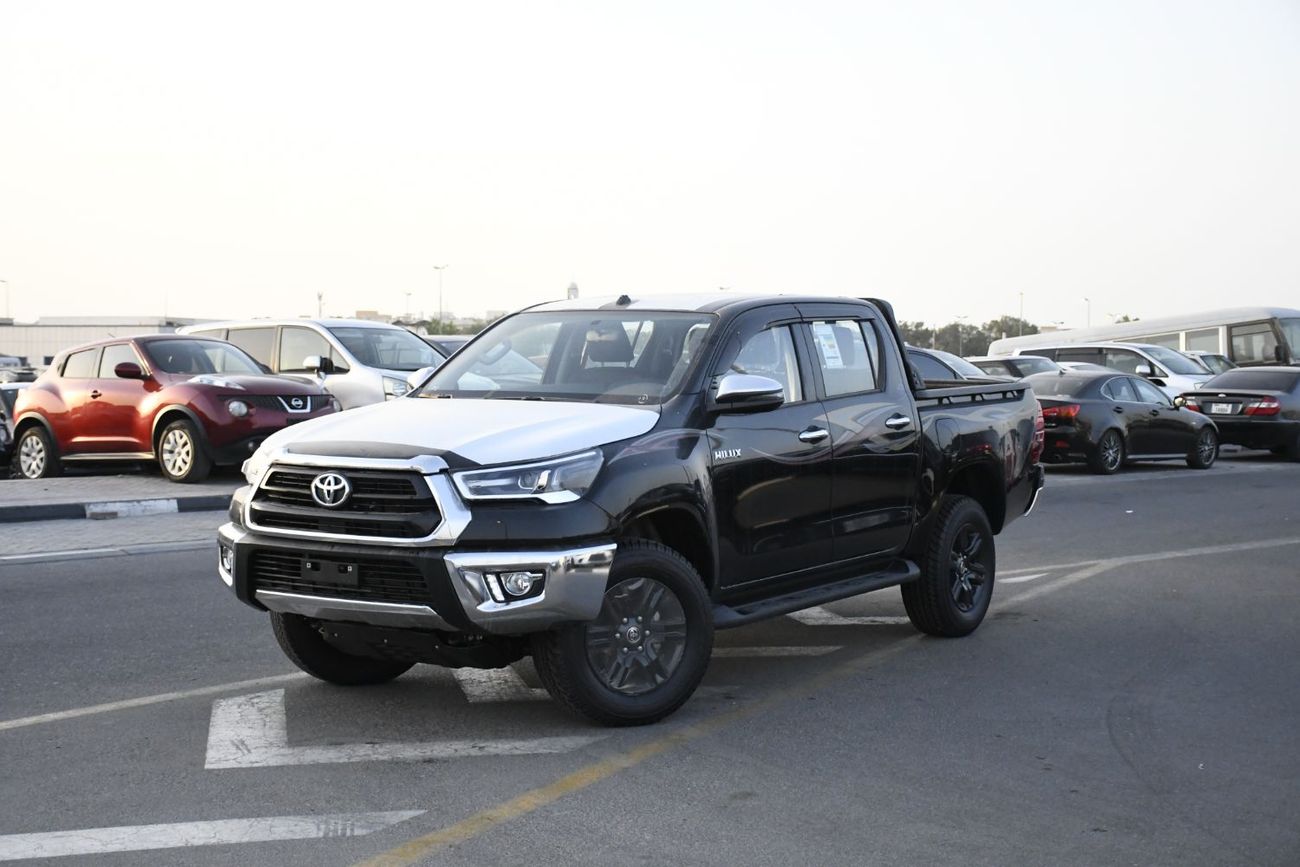 Toyota Hilux 2.7L V4 SR5 BSM Push Start full option ( Ready Stock )