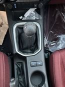 تويوتا هيلوكس SR5 2.7L Petrol Manual Transmutation Double Cap 4x4