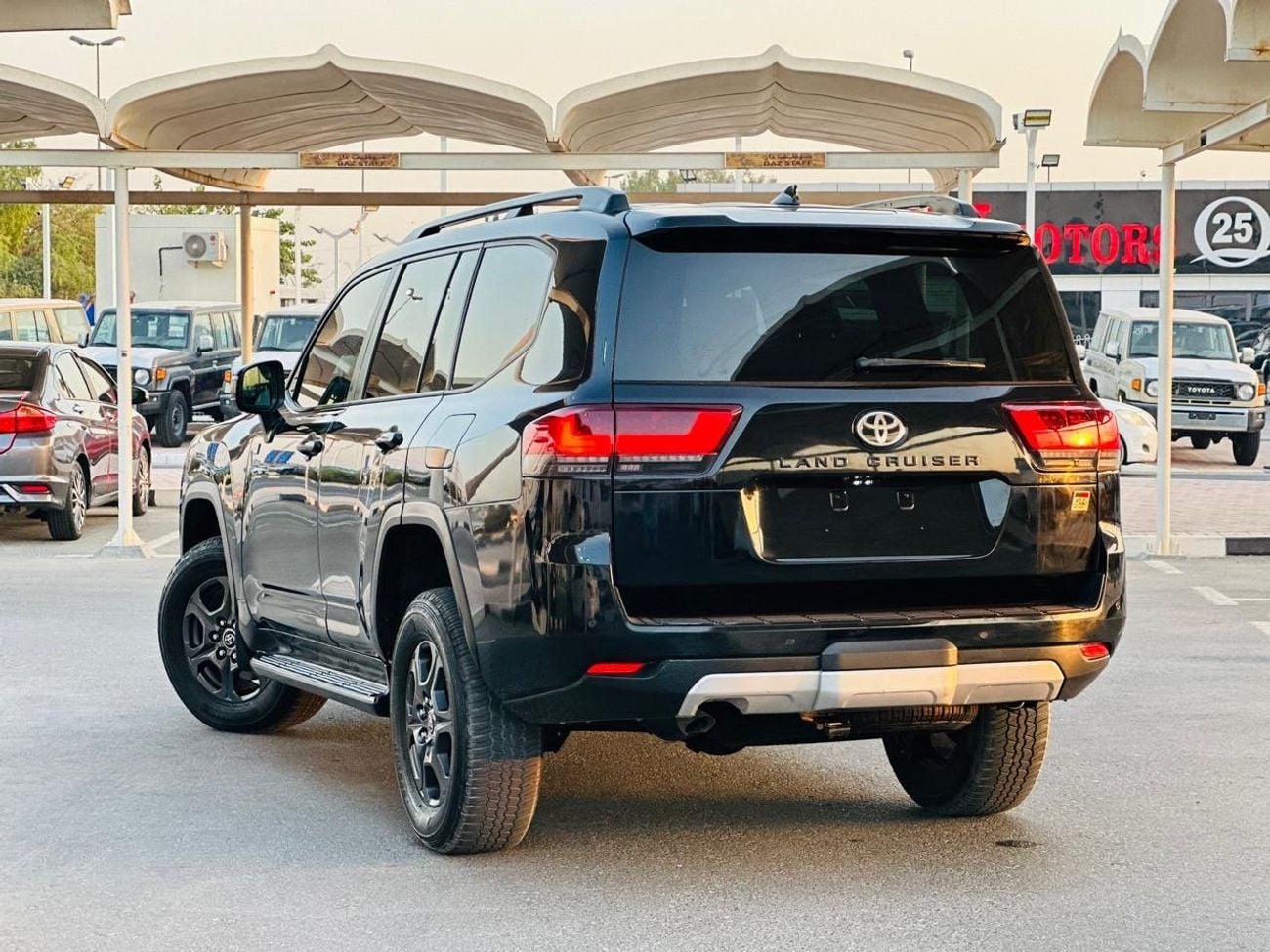 Toyota Land Cruiser GR-S 3.3L