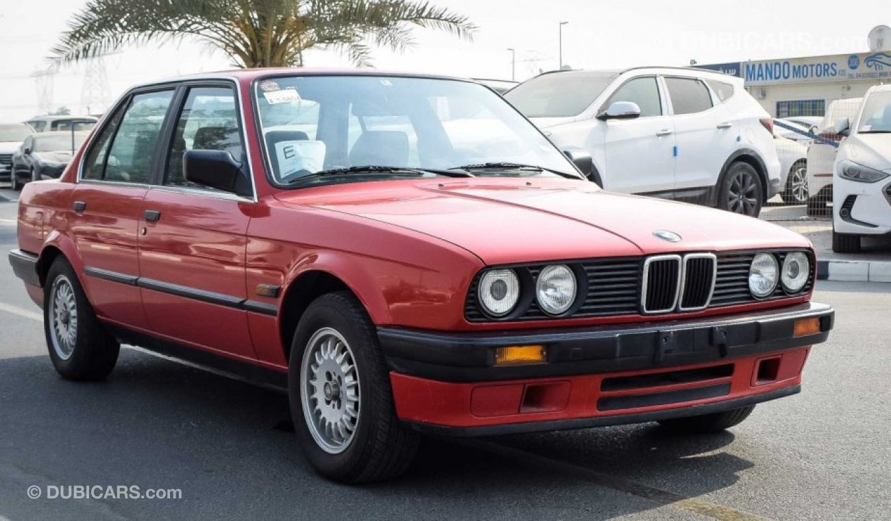 بي أم دبليو 320 BMW 320 i