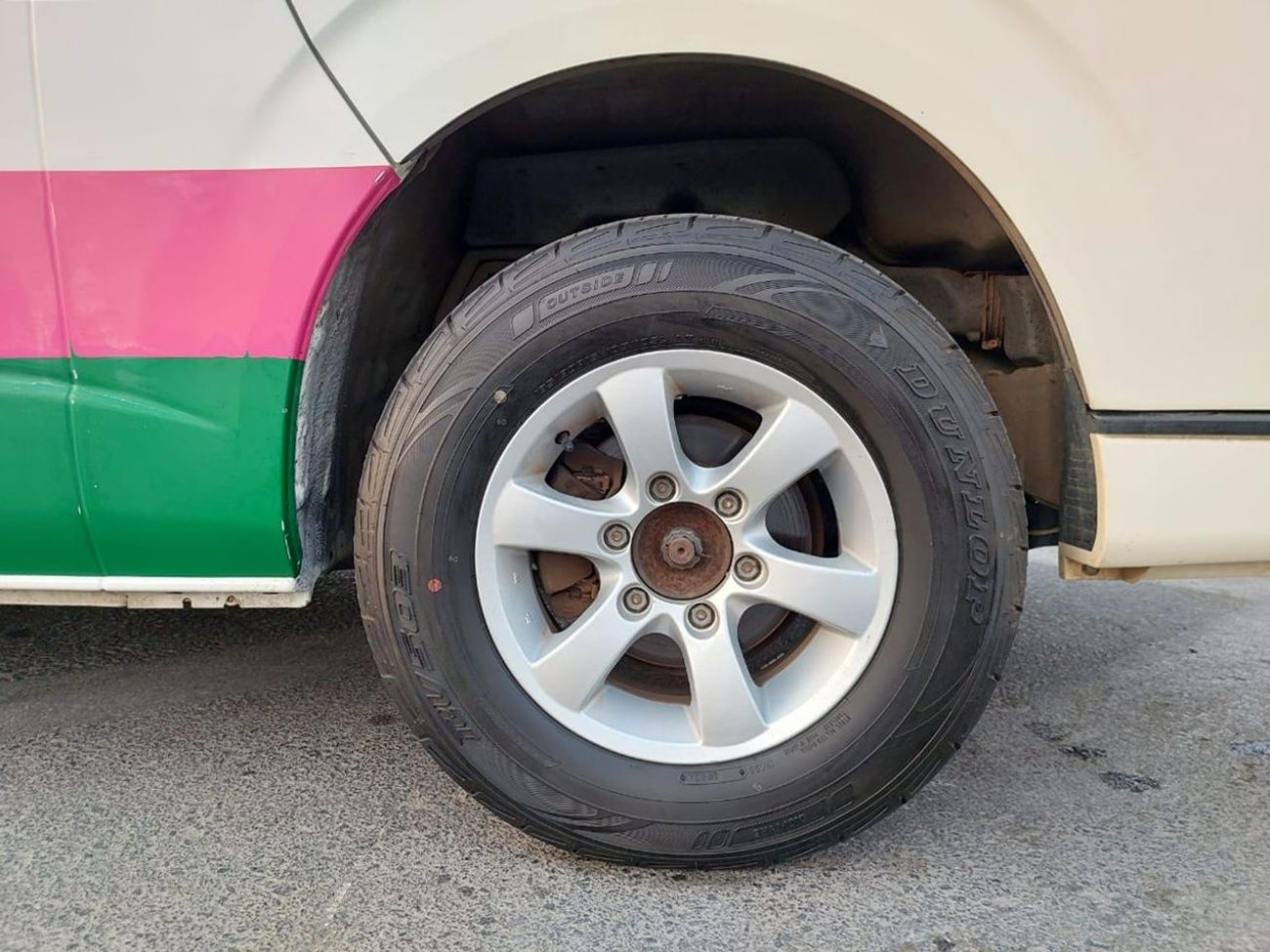 Toyota Hiace TOYOTA HIACE COMMUTER VAN RHD 2012 MODEL 2.7 L PETROL AUTOMATIC(PM05079)