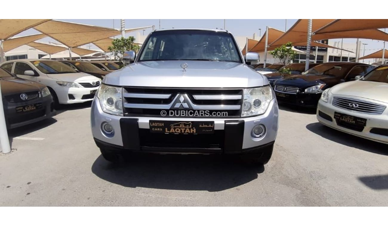 ميتسوبيشي باجيرو متسوبيشي باجيرو خليجي 3.8بحاله الوكاله لاتحتاج لا مصاريف بحاله بدون حوادث رقم واحد فتحه جلد حساسات ف