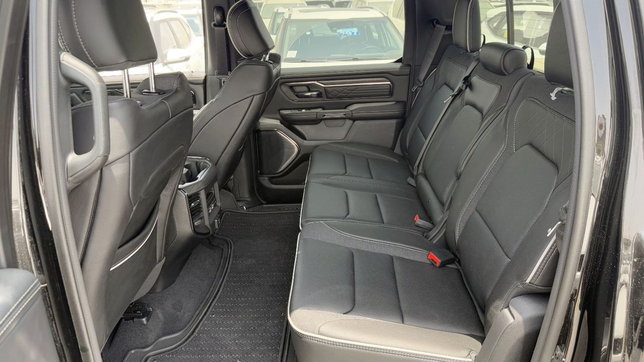 رام 1500 RAM 1500 3.0L Petrol 2025YM