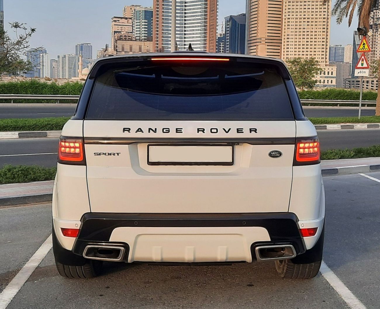 لاند روفر رينج روفر سبورت 2021 V8 GCC