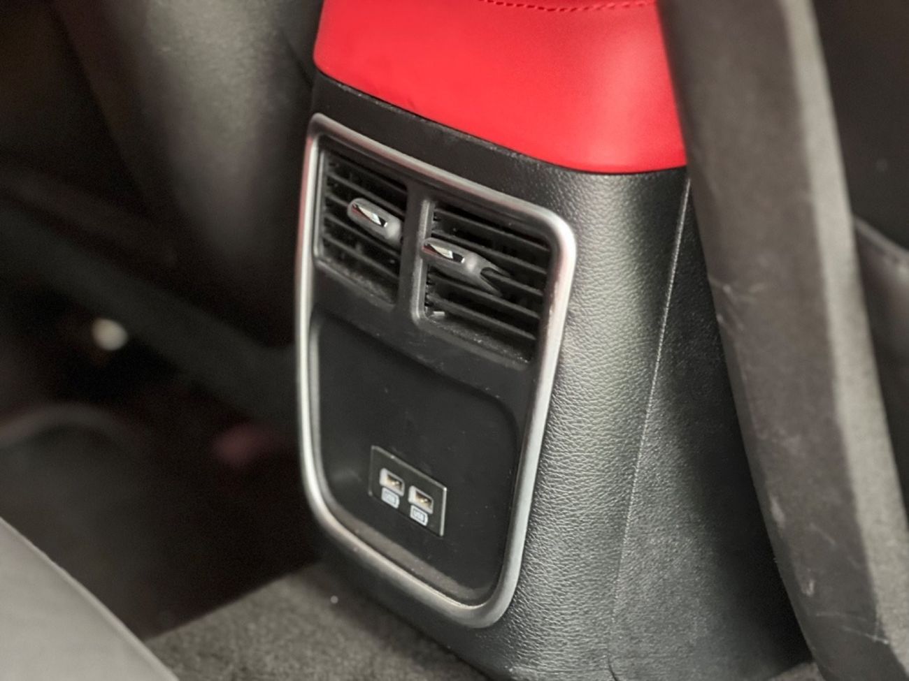 Dodge Charger SXT Plus Dodge Charger SXT/USA/2017/