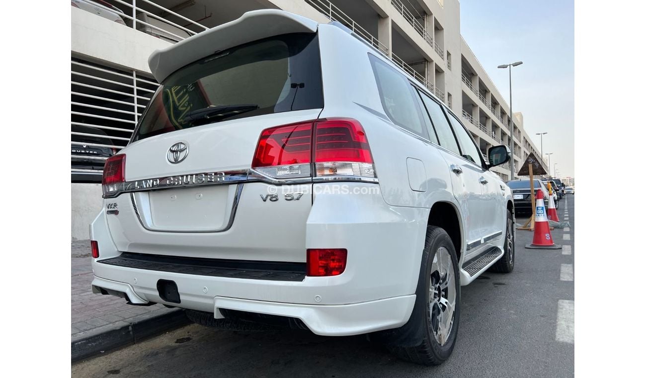 Toyota Land Cruiser VXR