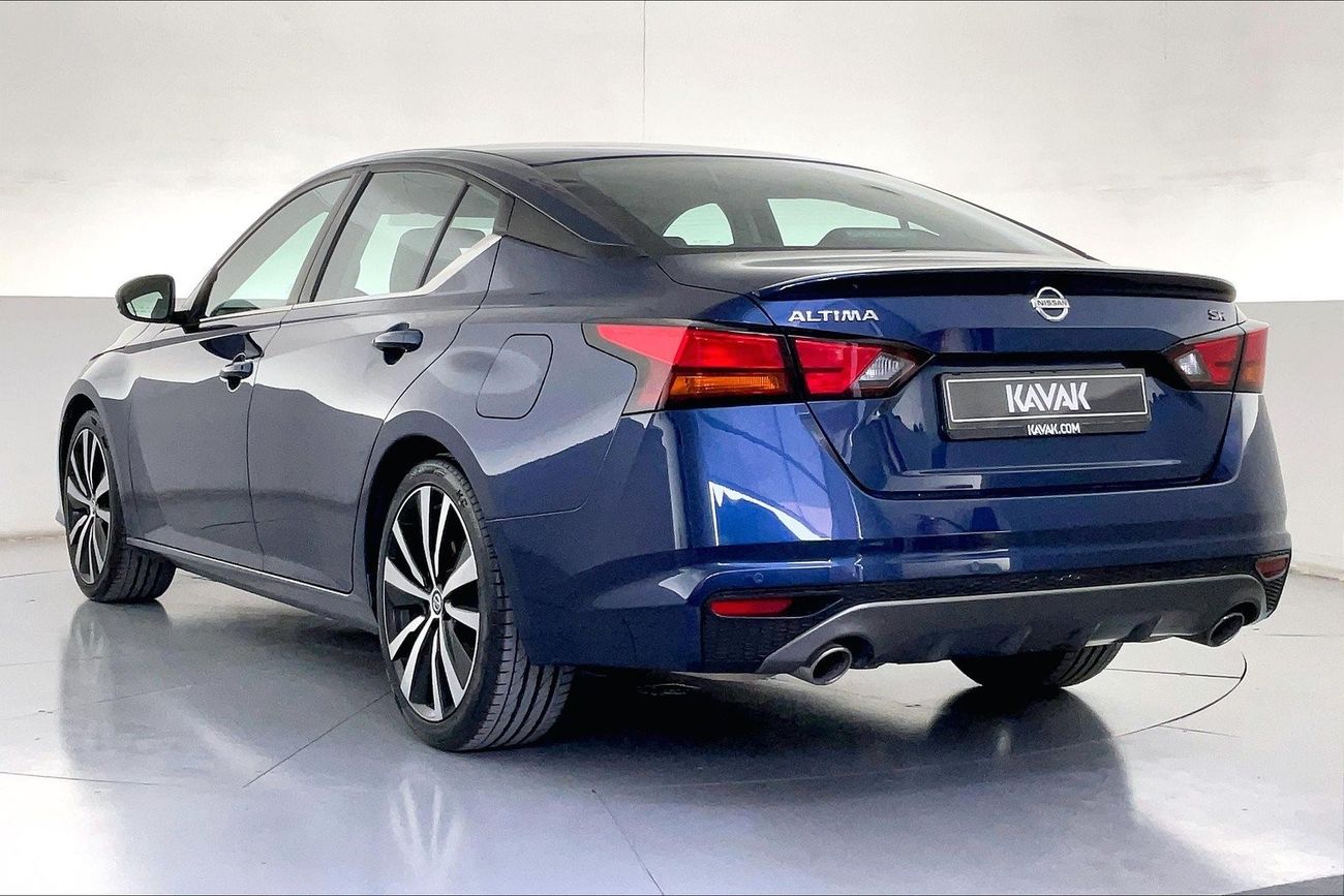 Nissan Sunny SV | 1 year free warranty | 0 Down Payment