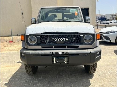 Toyota Land Cruiser 70 Toyota Land Cruiser LC71diesel 2.8 model 2024Price For Export For Local 10% Extra