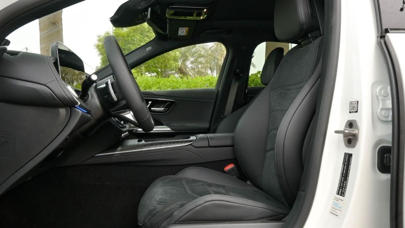 مرسيدس بنز E200 Mercedes Benz E200 AMG 2.0L | Night PAckage |  HUD | 2024 Brand New